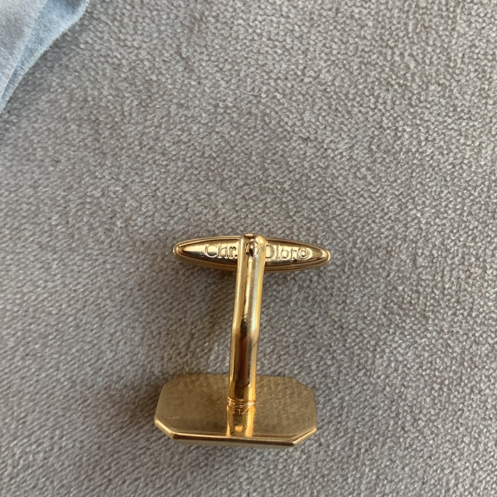 Cufflinks - Picture 2 of 5